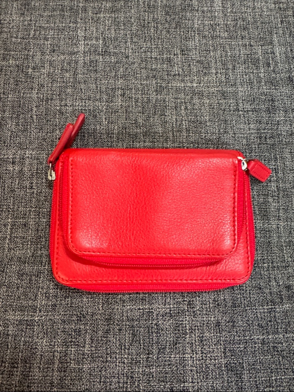 Levenger Red Pebbled Leather Zip Wallet Organizer Compact - Picture 1 of 4